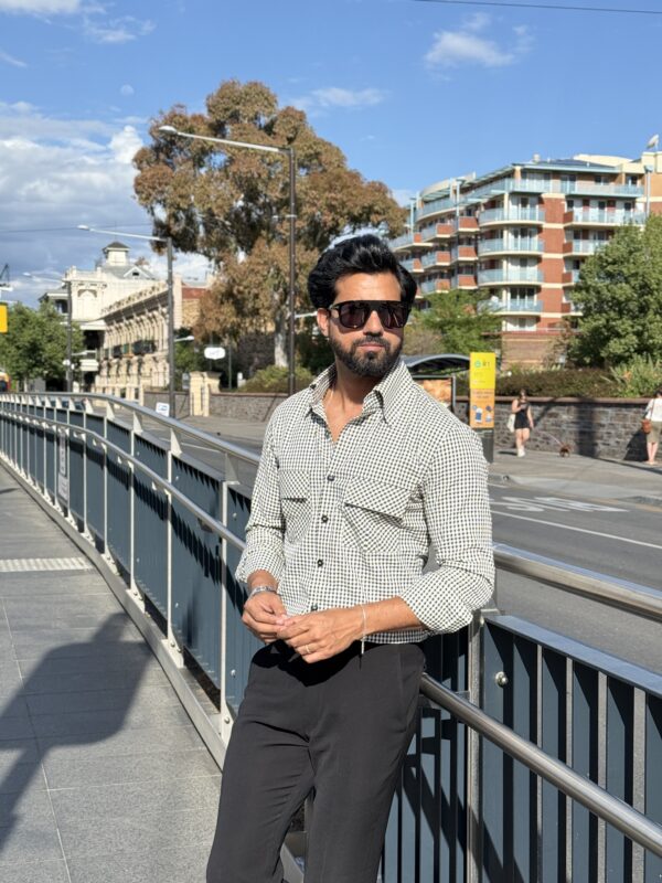 Double pocket black and white check shirt