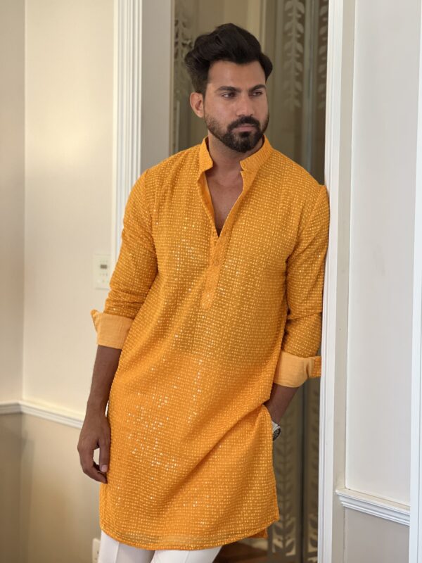 Tangerine kurta pajma