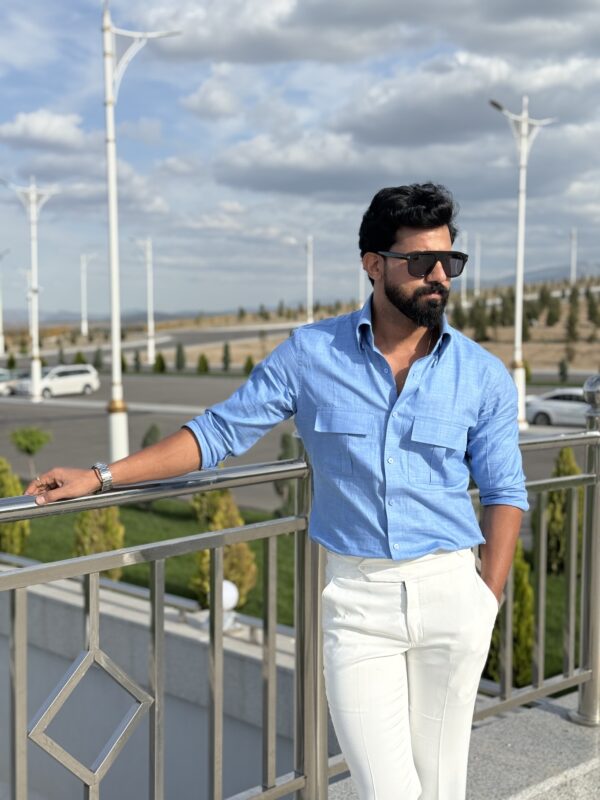 Sky blue double pocket shirt