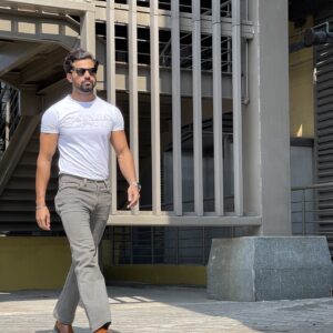 Grey straight fit jeans with gold tone stitch