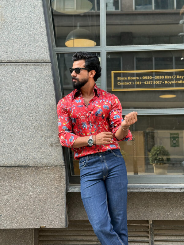 Red floral satin shirt - Image 2