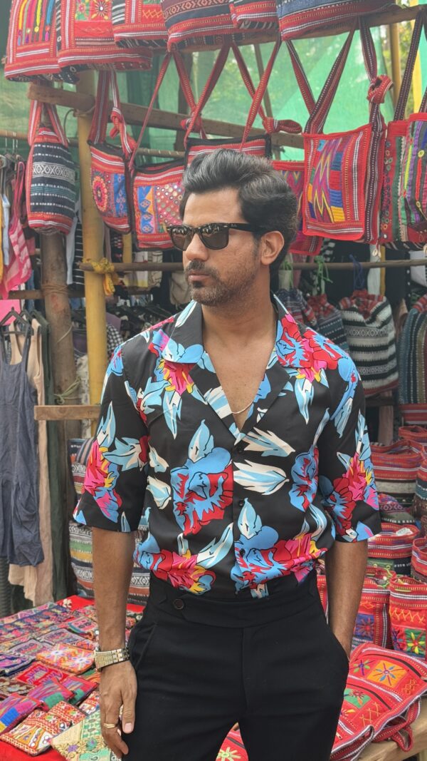 Black floral shirt - Image 3