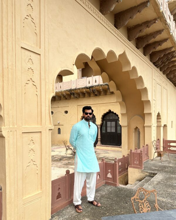 Aqua Chikan embroidered kurta - Image 2