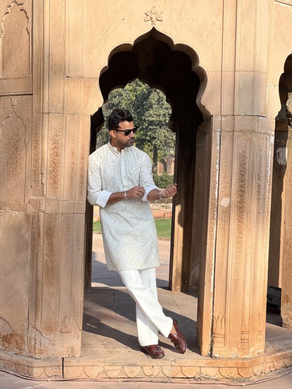 Pastel green chikankari kurta - Image 4