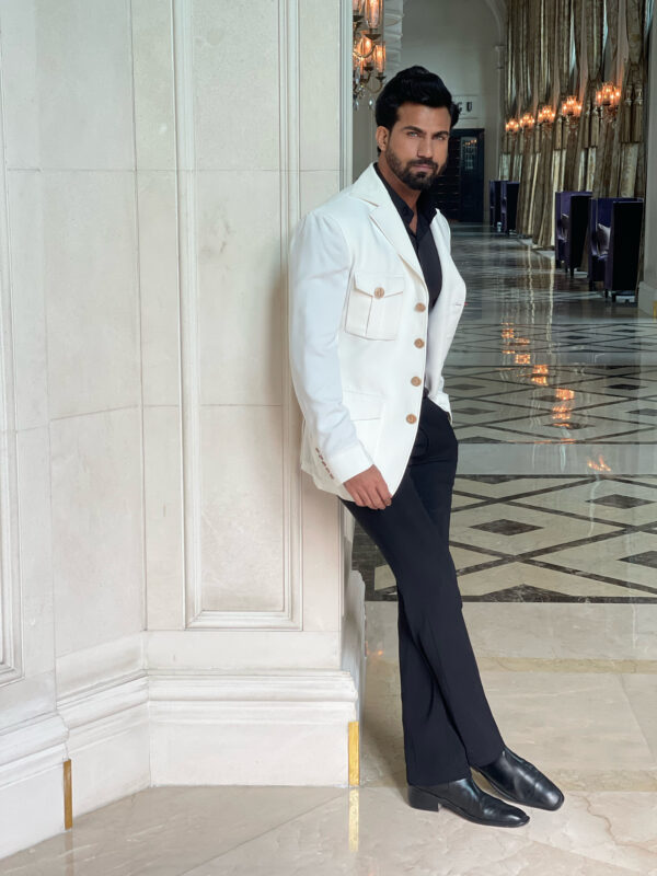 White viaggio jacket - Image 4